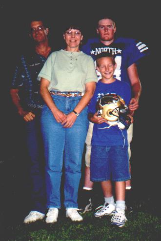 Gary, Kim and Kyle (dad's other sister, her hubby and their son) w/ Jared
